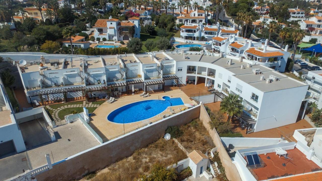 Cliff-Top Townhouse With Stunning Ocean Views Carvoeiro  Esterno foto