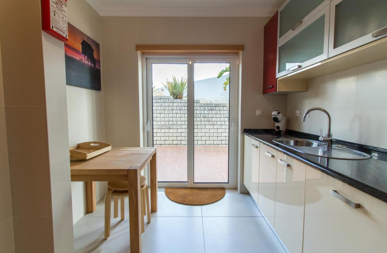 Cliff-Top Townhouse With Stunning Ocean Views Carvoeiro  Esterno foto