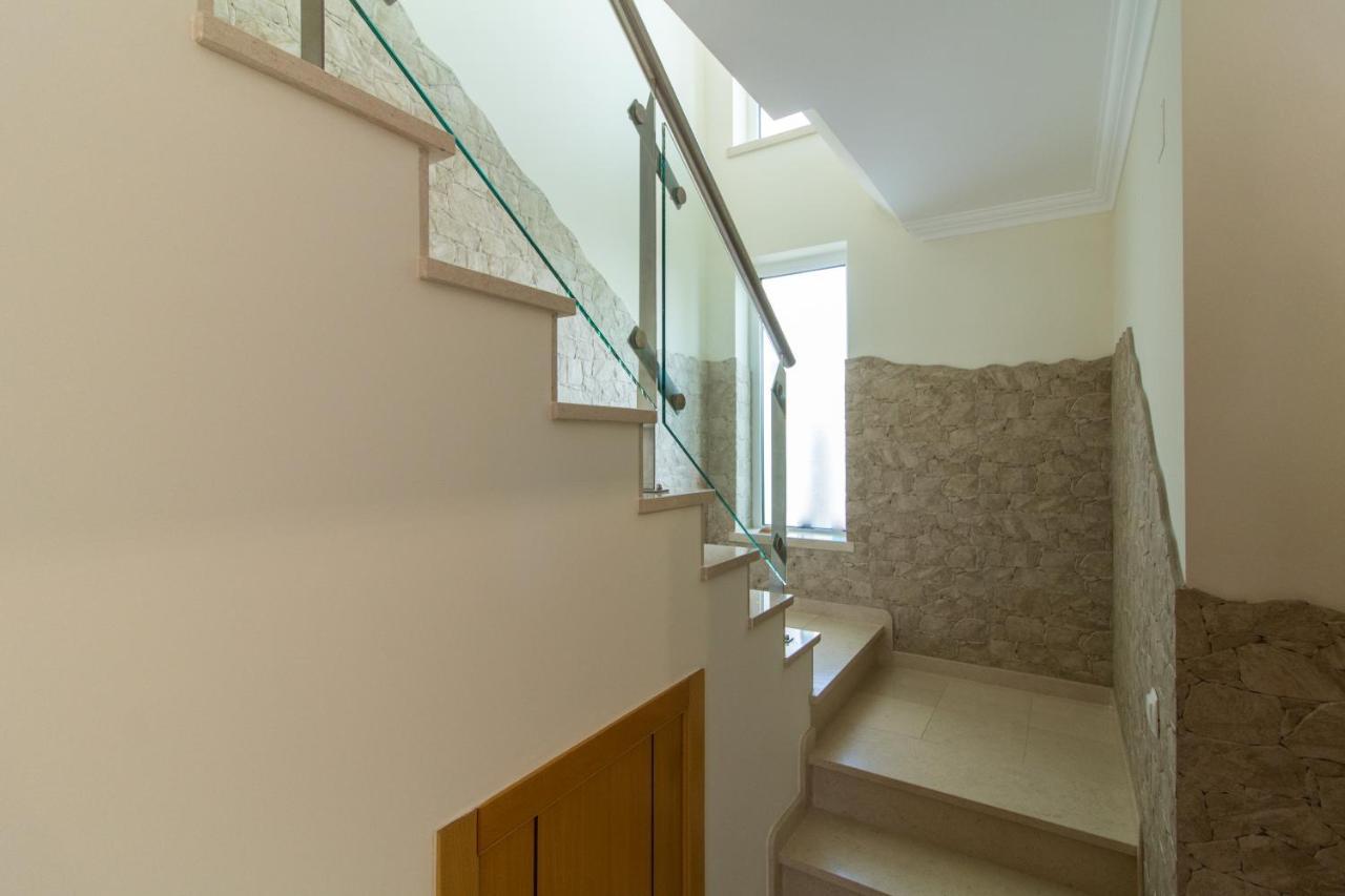 Cliff-Top Townhouse With Stunning Ocean Views Carvoeiro  Esterno foto